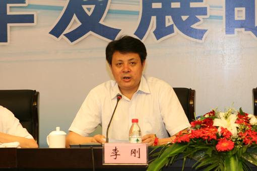 李刚.jpg
