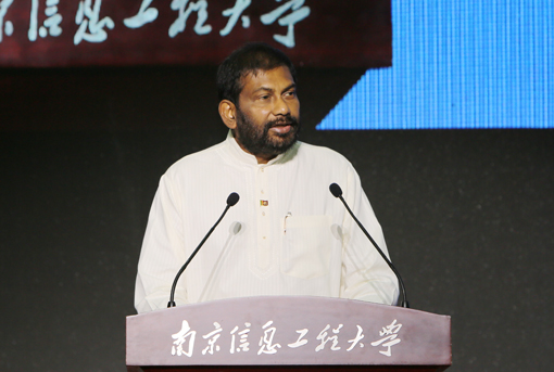 斯里兰卡产业部部长.jpg 斯里兰卡产业部部长.jpg