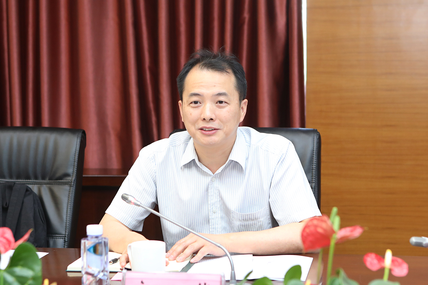 全国高等学校信息咨询与就业指导中心副主任宁小华讲话