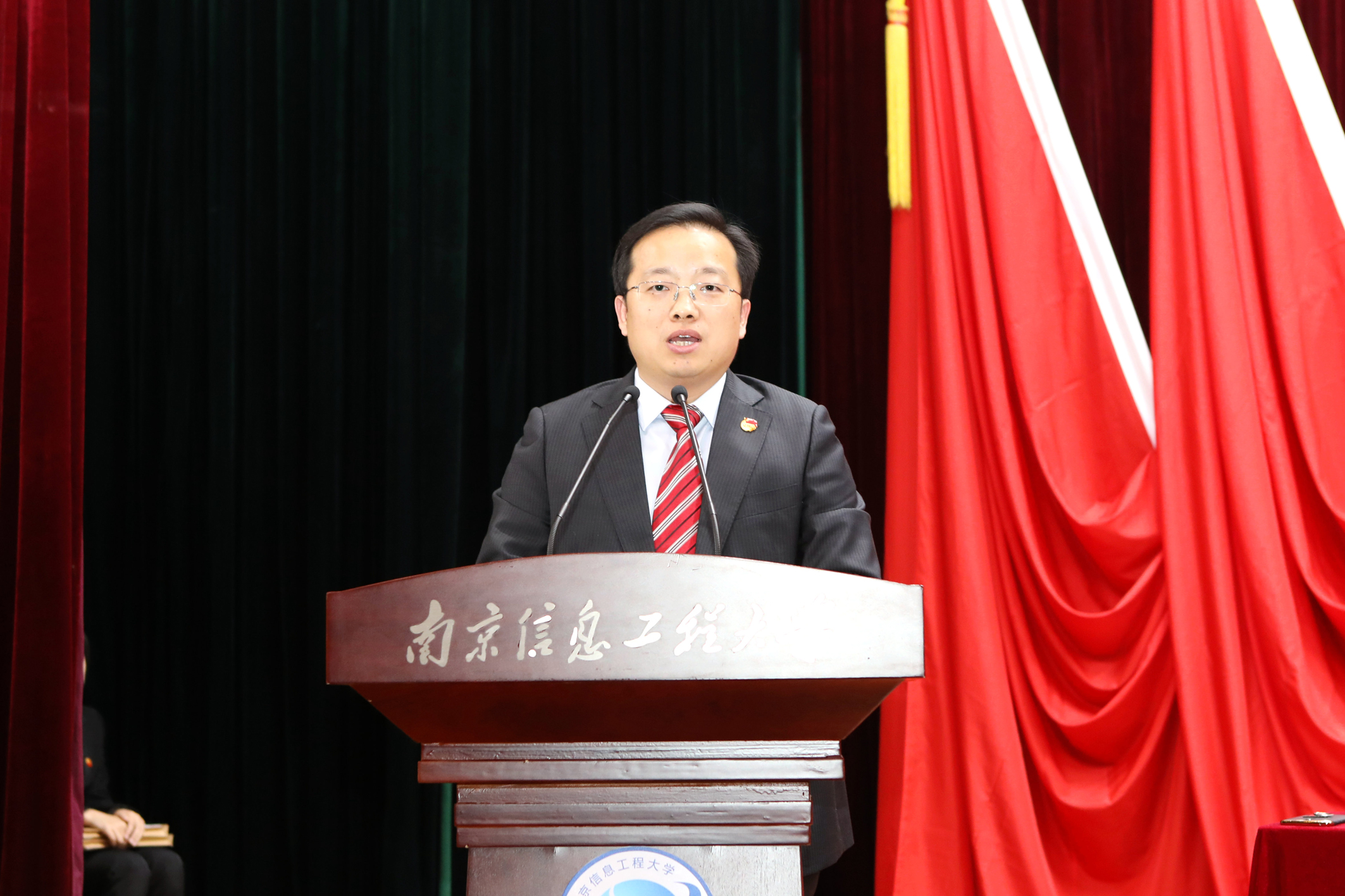共青团江苏省委副书记司勇作讲话 共青团江苏省委副书记司勇作讲话