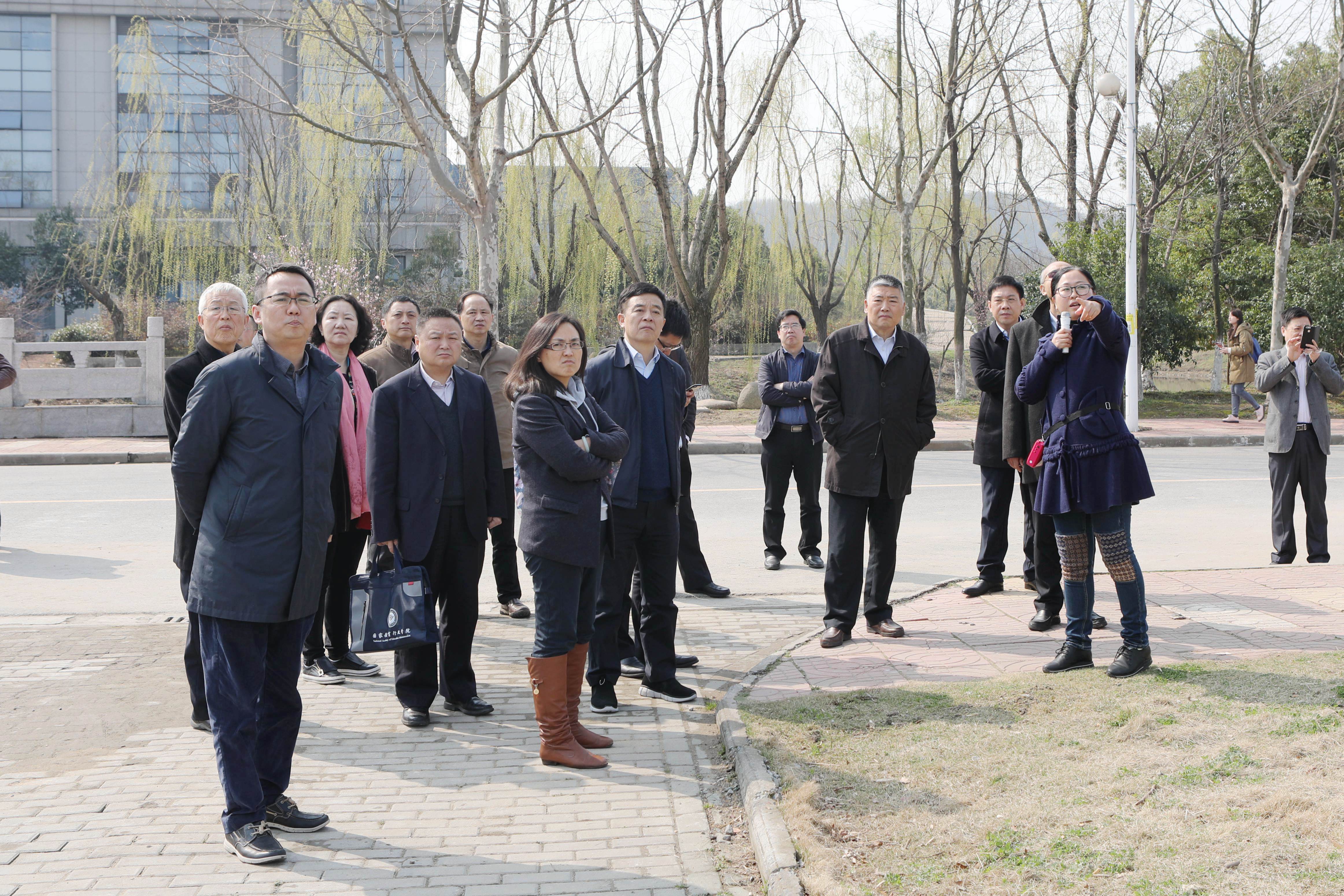 参观大气探测基地