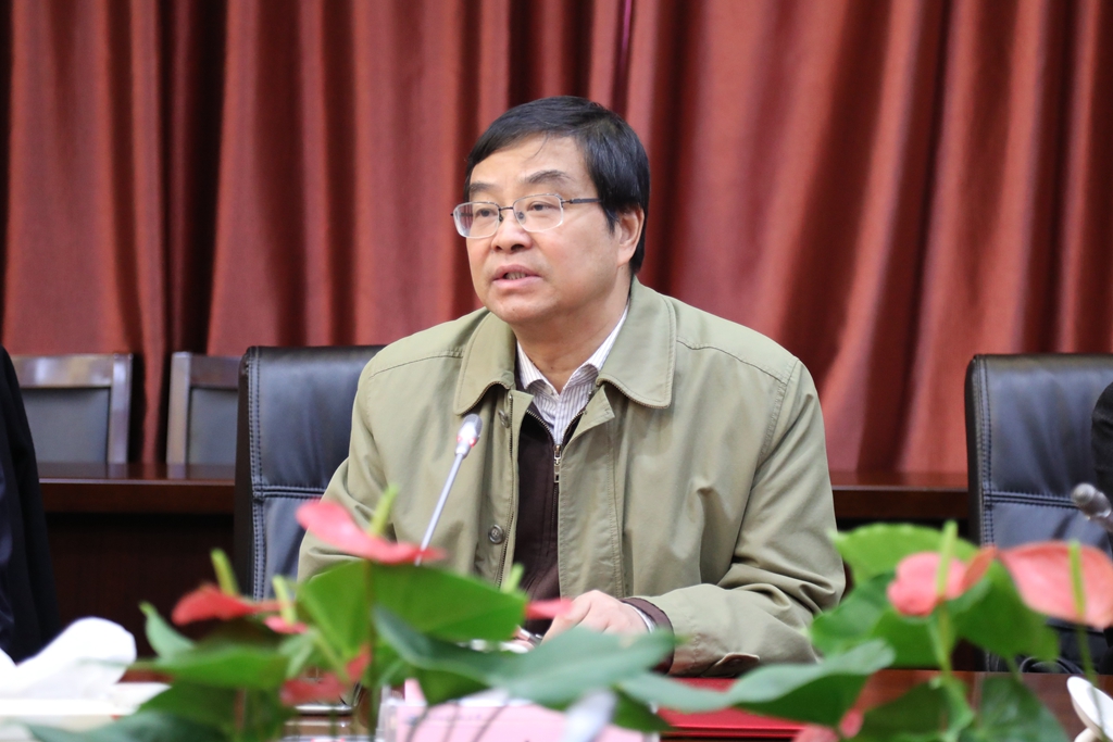 江苏省教育厅原副厅长、省教育科学研究院原院长丁晓昌发言.jpg