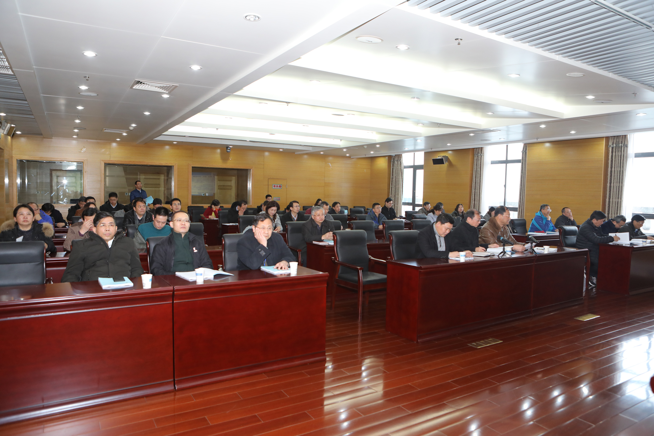 会场.jpg 会场.jpg