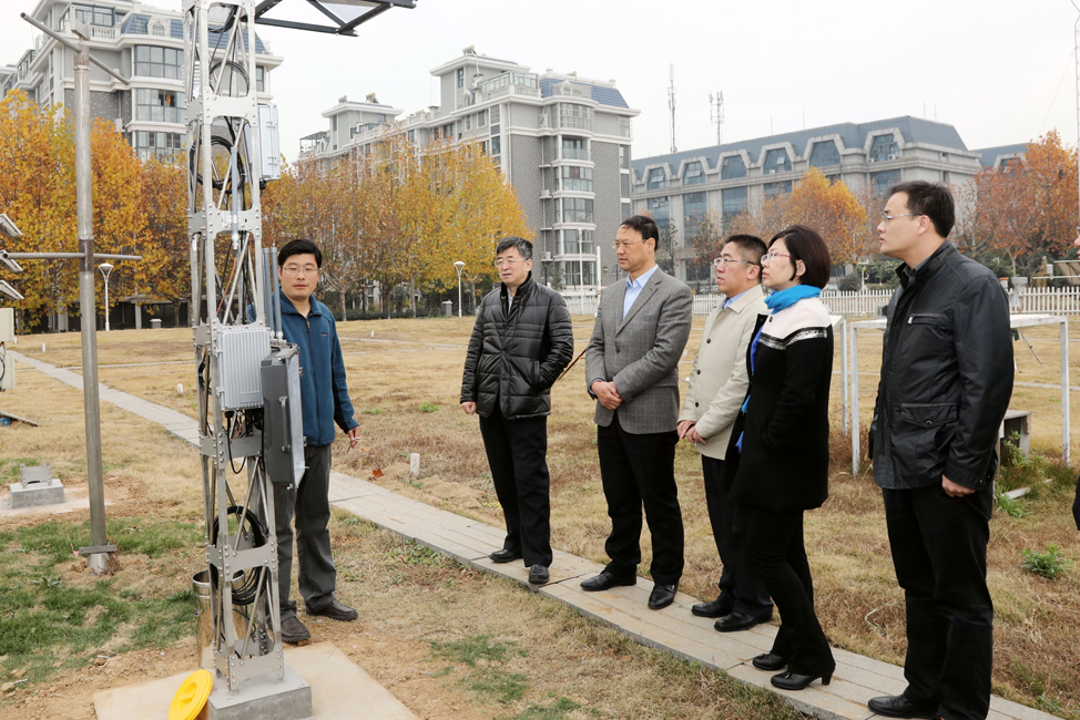 参观大气探测基地 参观大气探测基地