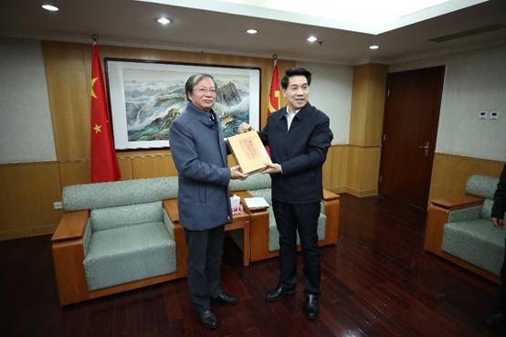 clip_image006.jpg clip_image006.jpg