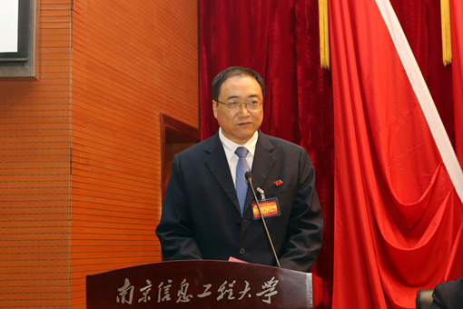 汪保安同志宣读总监票人、监票人、总计票人、计票人建议名单.jpg 汪保安同志宣读总监票人、监票人、总计票人、计票人建议名单.jpg